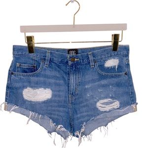 BDG Urban Outfitters Distressed Denim Shorts Low Rise Boyfriend Fit Size 28